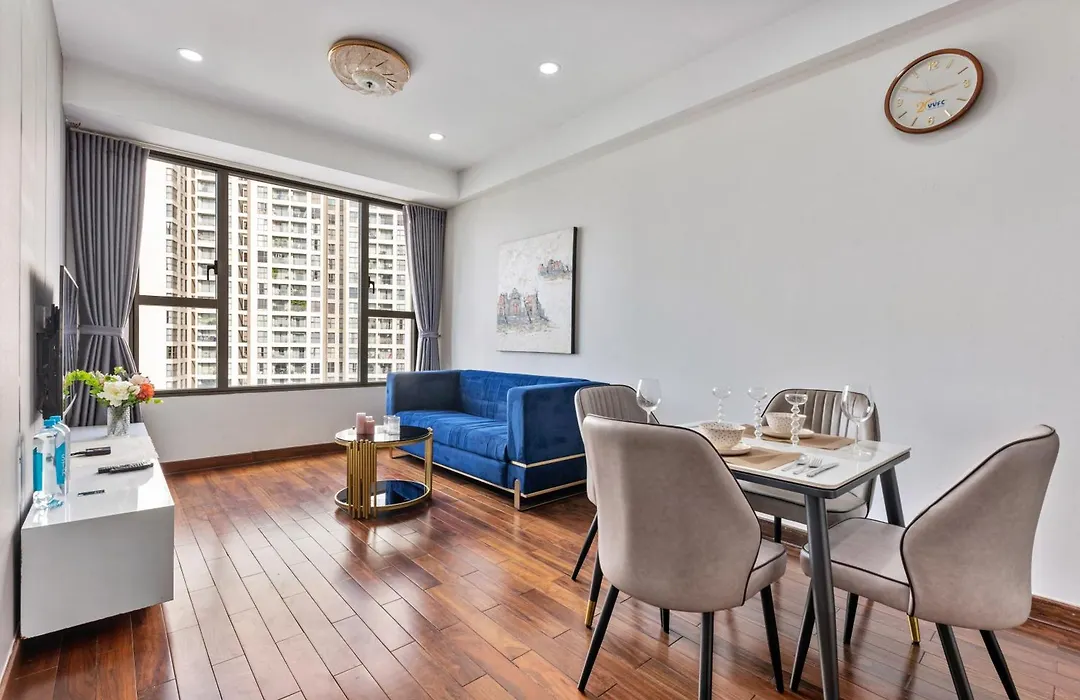 Refined Saigon - Rivergate Aparment - Free Pool, Free Internet Sim For 3 Nights, Free Pick Up For 5 Nights-1